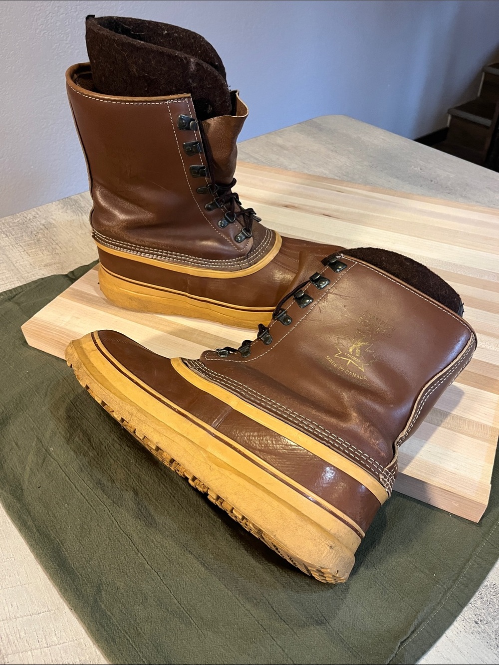 Sorel Brown Leather Lace-Up Insulated Duck Boots
